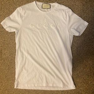 White gucci t-shirt